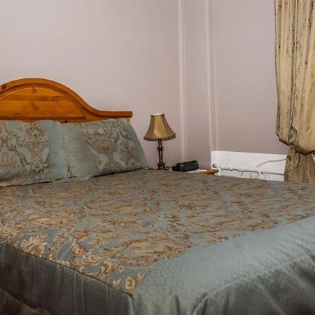 B&B Saint Louis ควิเบกซิตี้ ภายนอก รูปภาพ