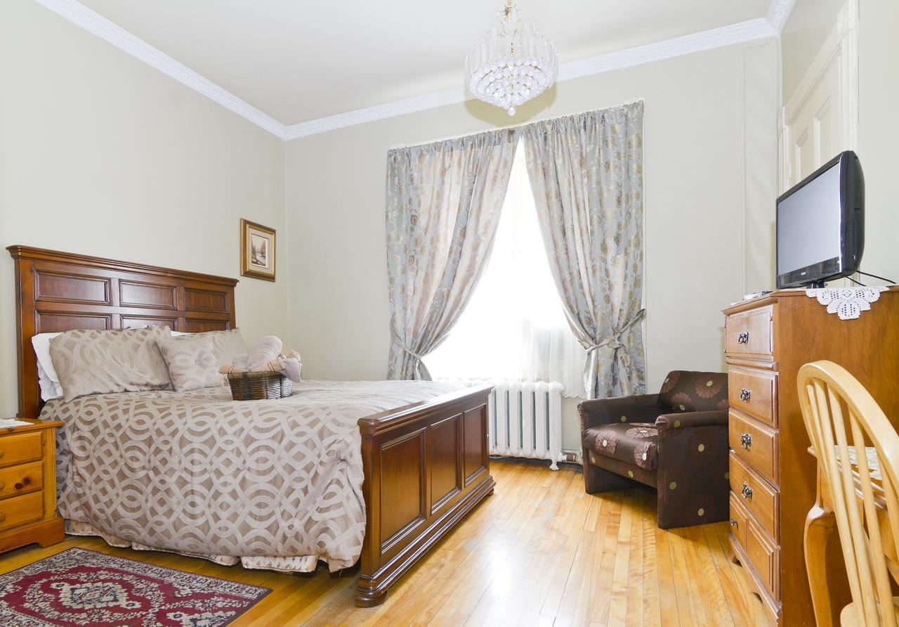 B&B Saint Louis ควิเบกซิตี้ ภายนอก รูปภาพ